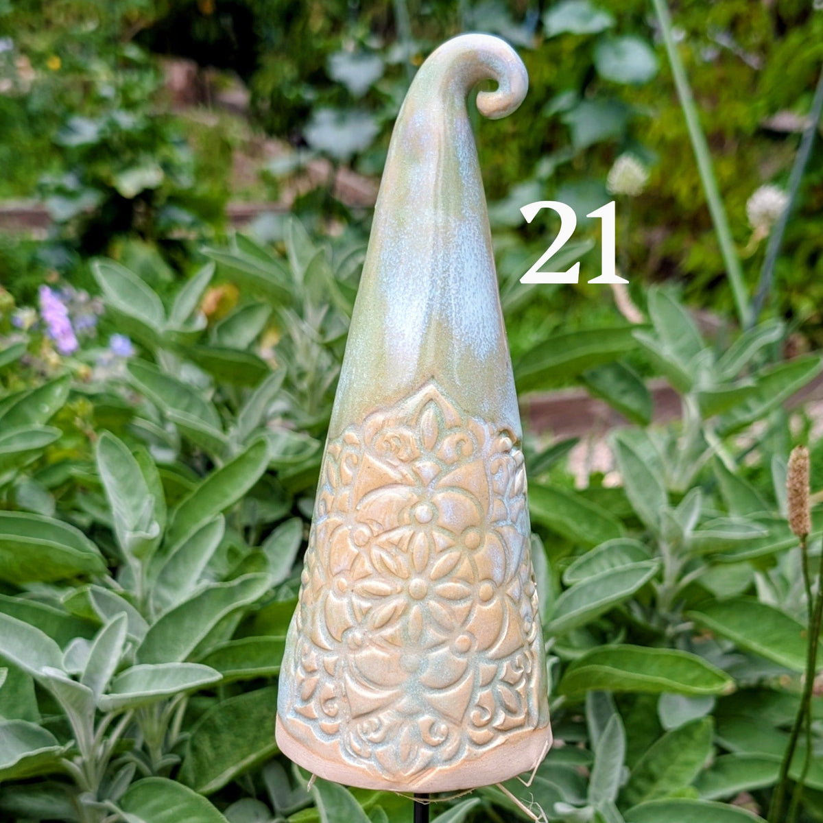 Käferzipfel aus Keramik